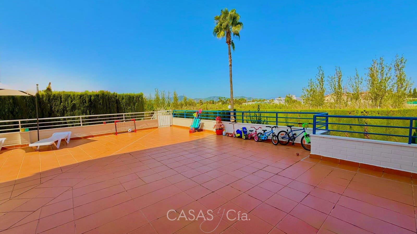 3 soverom Leilighet til salgs i Oliva med svømmebasseng garasje - € 330 000 (Ref: 9460676)