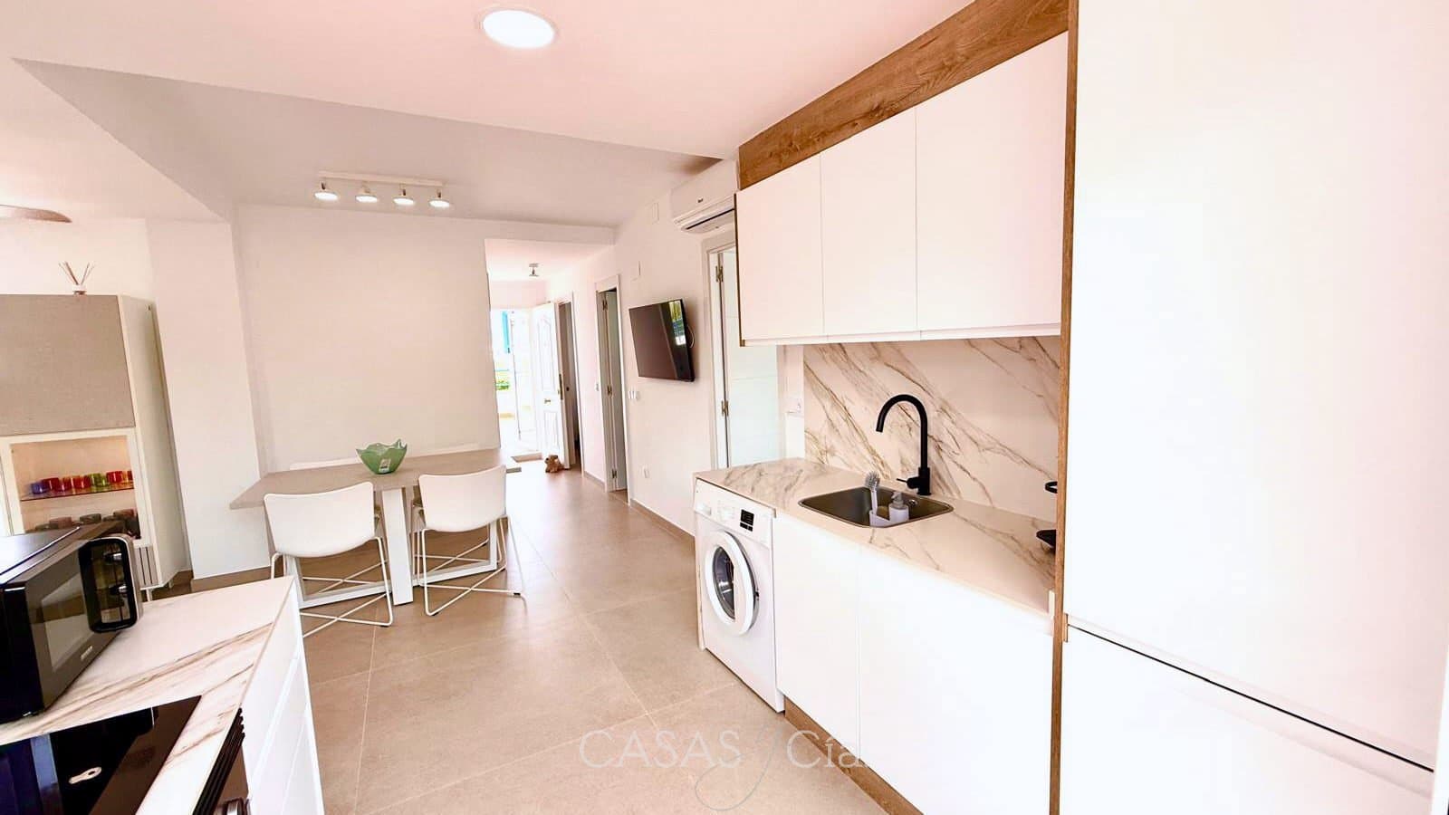 3 soverom Leilighet til salgs i Oliva med svømmebasseng garasje - € 330 000 (Ref: 9460676)