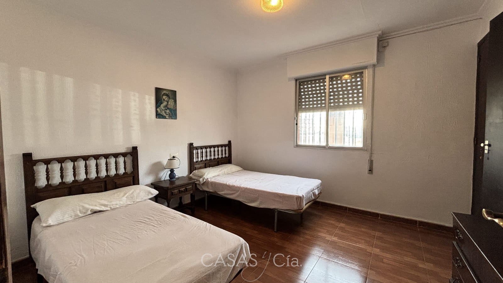 5 chambre Villa/Maison à vendre à Oliva avec piscine - 320 000 € (Ref: 9474456)