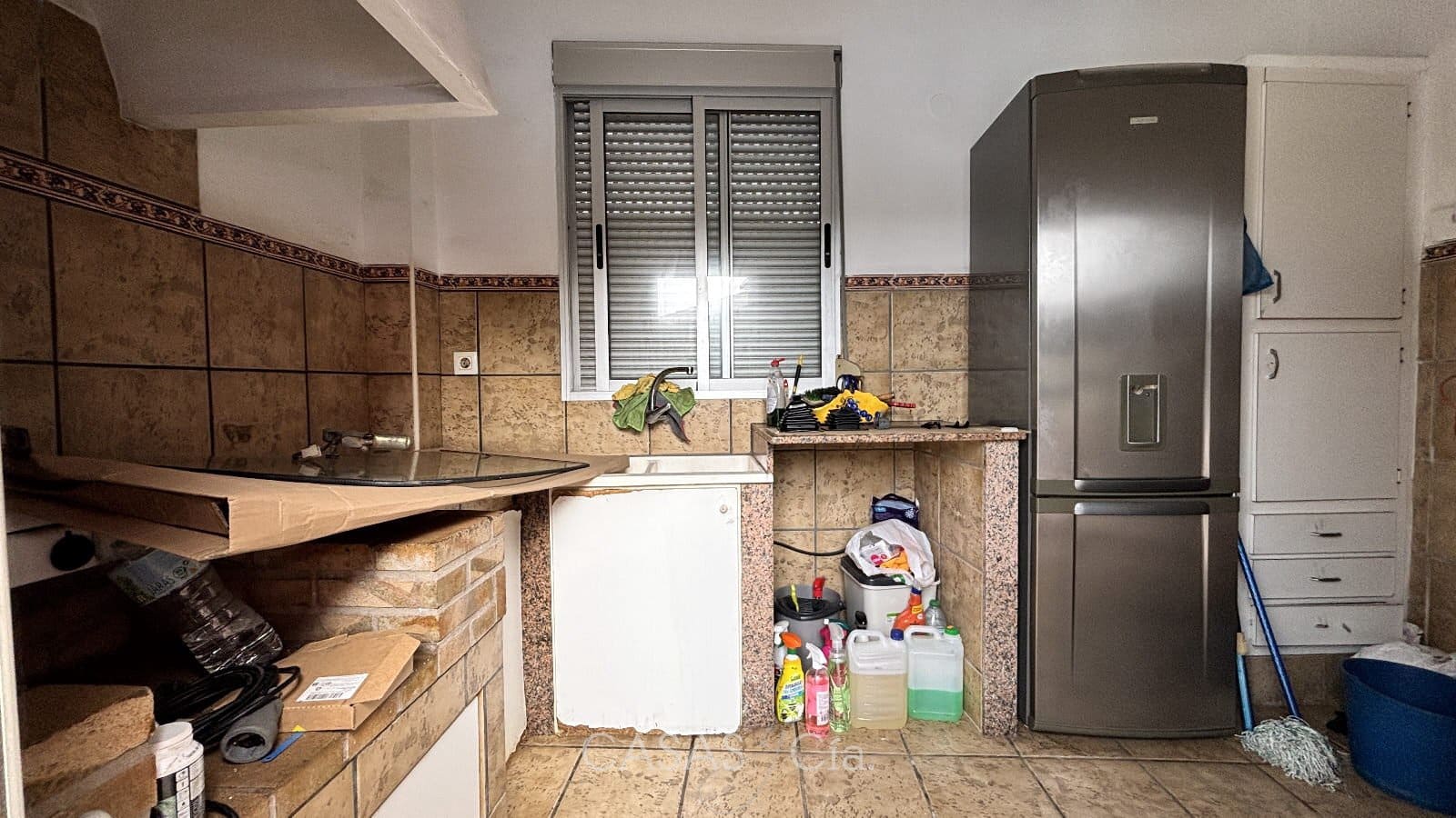 5 chambre Villa/Maison à vendre à Oliva avec piscine - 320 000 € (Ref: 9474456)