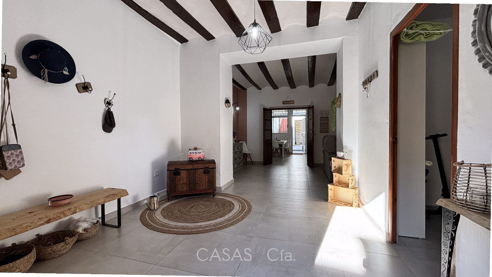 5 bedroom Townhouse for sale in Villalonga - € 230,000 (Ref: 9497785)