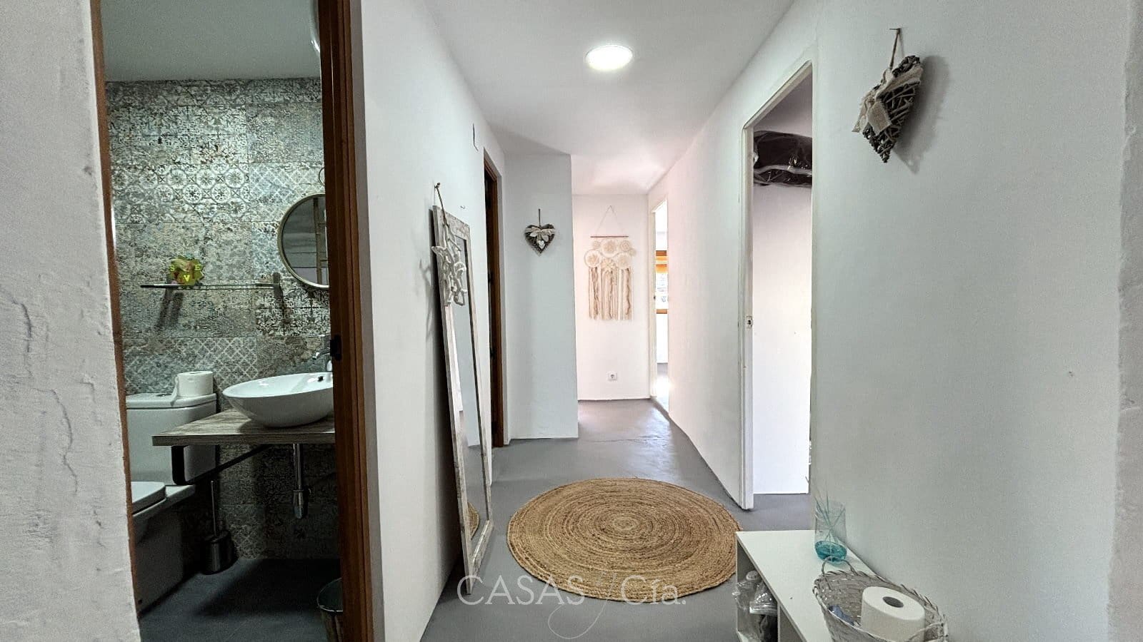 5 bedroom Townhouse for sale in Villalonga - € 230,000 (Ref: 9497785)