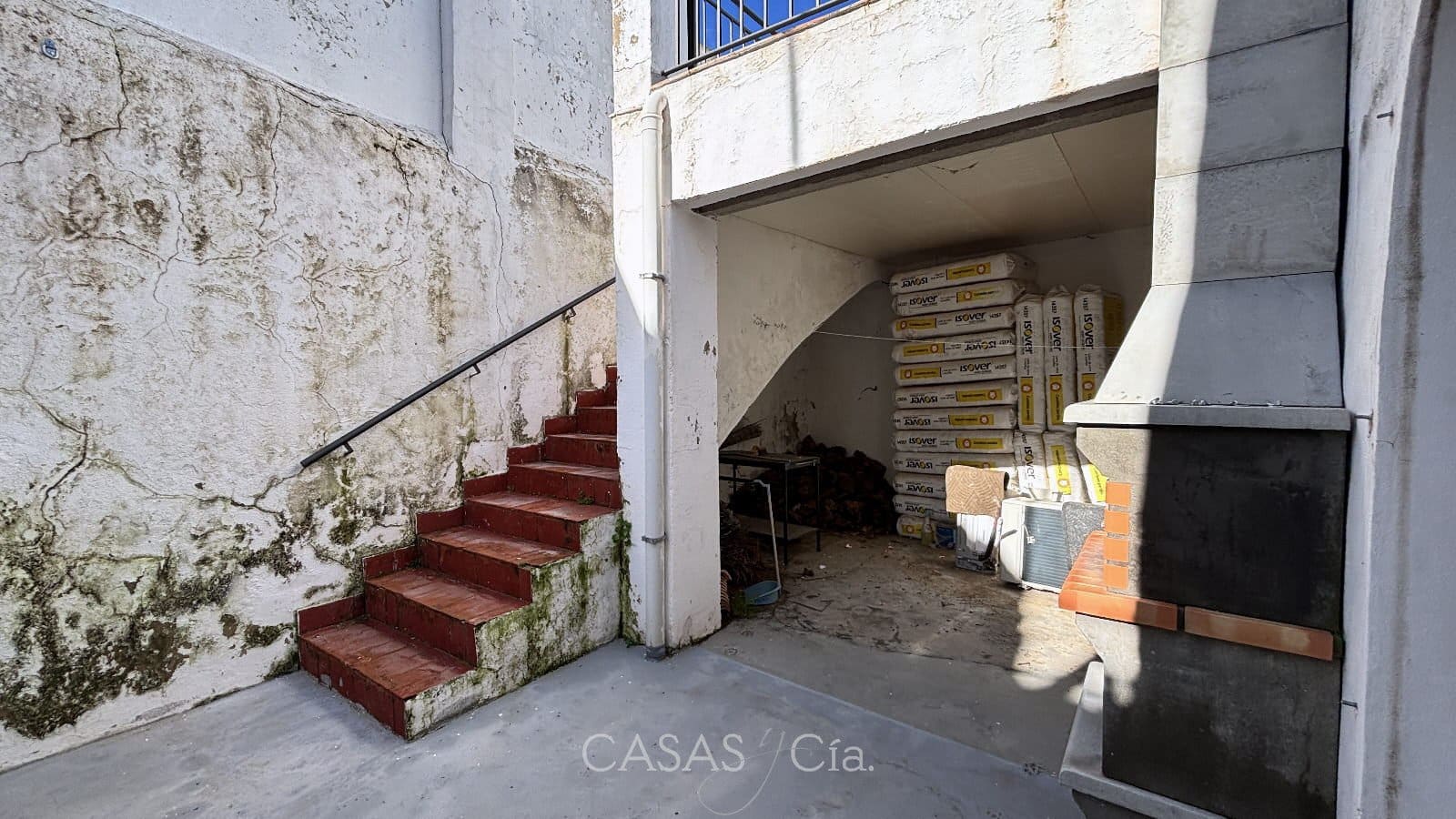 5 bedroom Townhouse for sale in Villalonga - € 230,000 (Ref: 9497785)