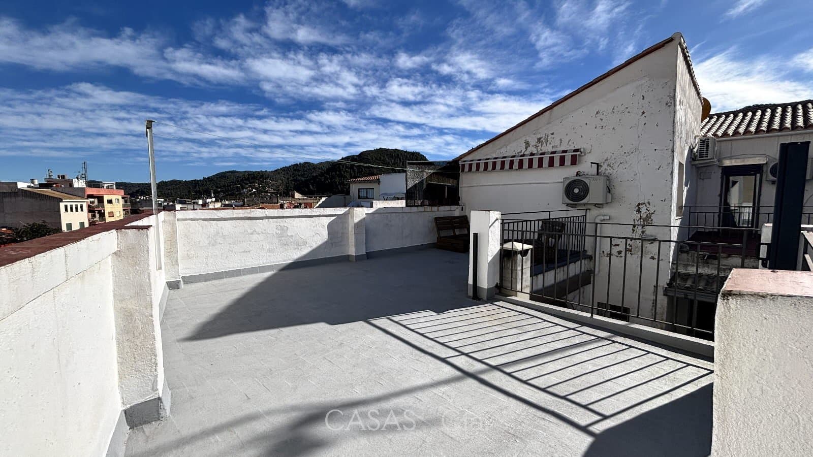 5 bedroom Townhouse for sale in Villalonga - € 230,000 (Ref: 9497785)