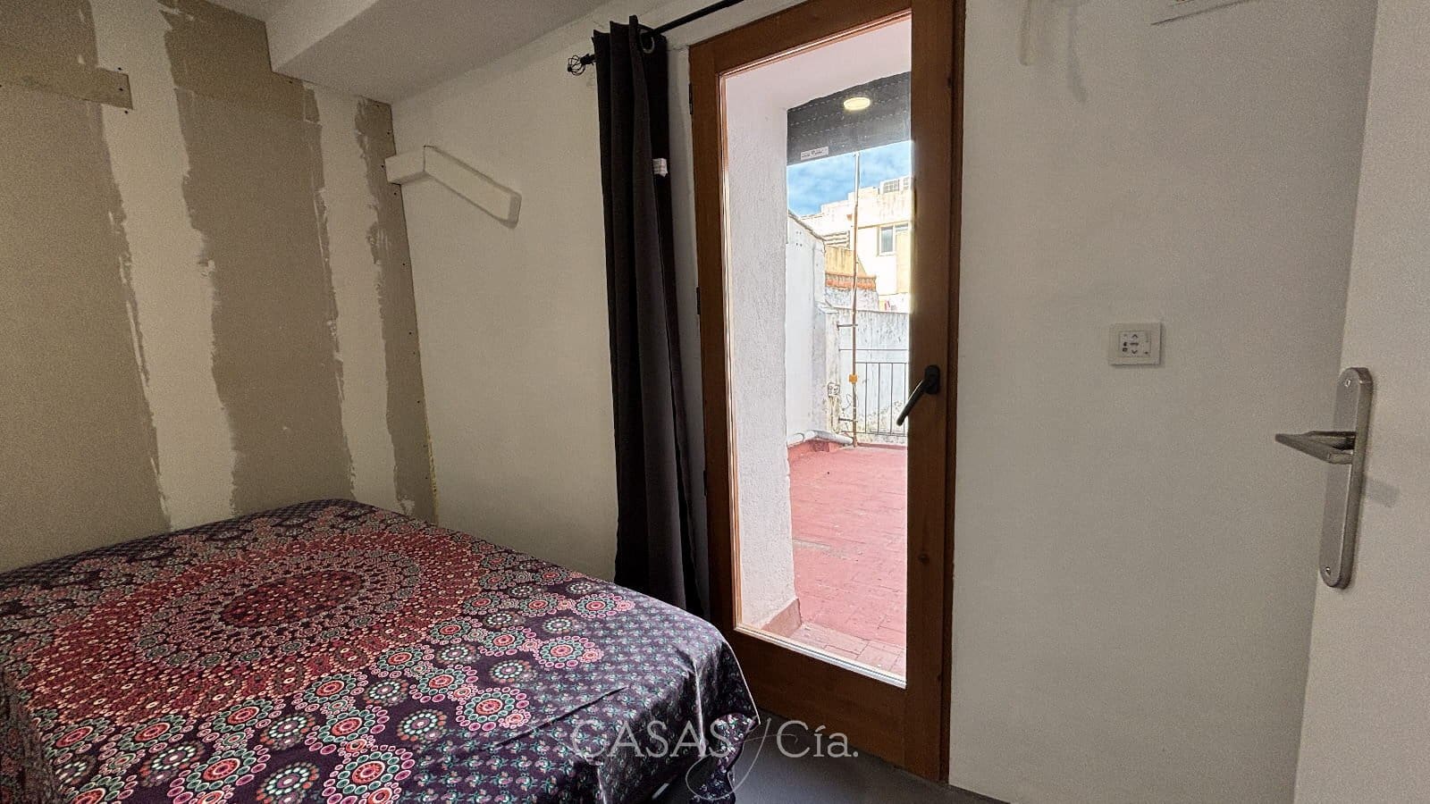 5 bedroom Townhouse for sale in Villalonga - € 230,000 (Ref: 9497785)