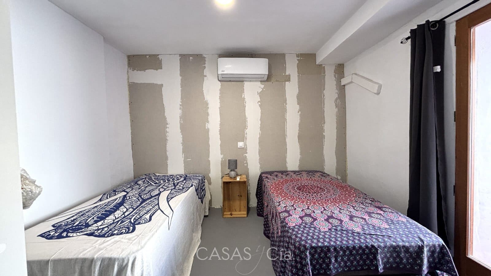 5 bedroom Townhouse for sale in Villalonga - € 230,000 (Ref: 9497785)