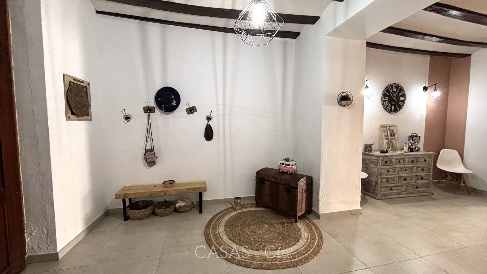 5 bedroom Townhouse for sale in Villalonga - € 230,000 (Ref: 9497785)