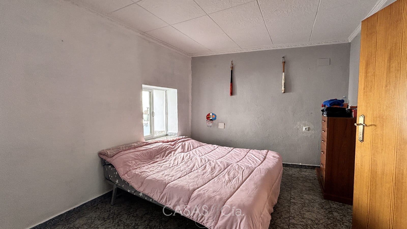 3 bedroom Townhouse for sale in Oliva - € 129,950 (Ref: 9499776)