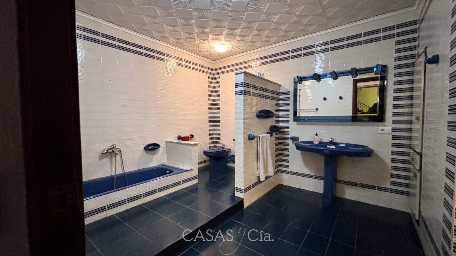 8 bedroom Townhouse for sale in Rafelcofer - € 249,950 (Ref: 9558773)