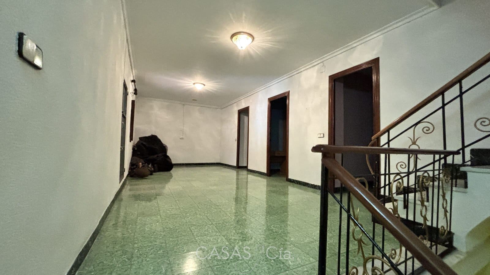 8 bedroom Townhouse for sale in Rafelcofer - € 249,950 (Ref: 9558773)