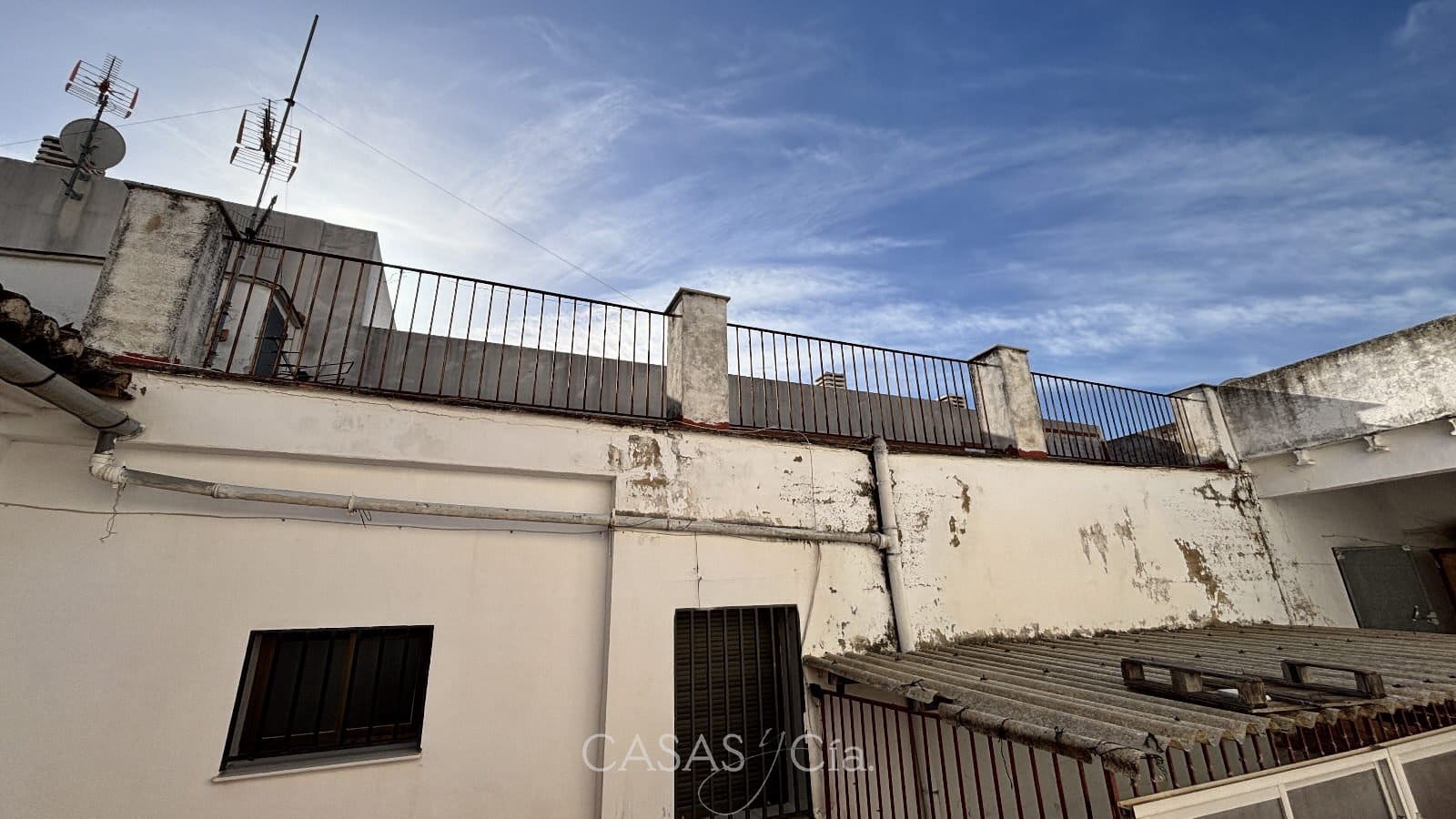 8 bedroom Townhouse for sale in Rafelcofer - € 249,950 (Ref: 9558773)