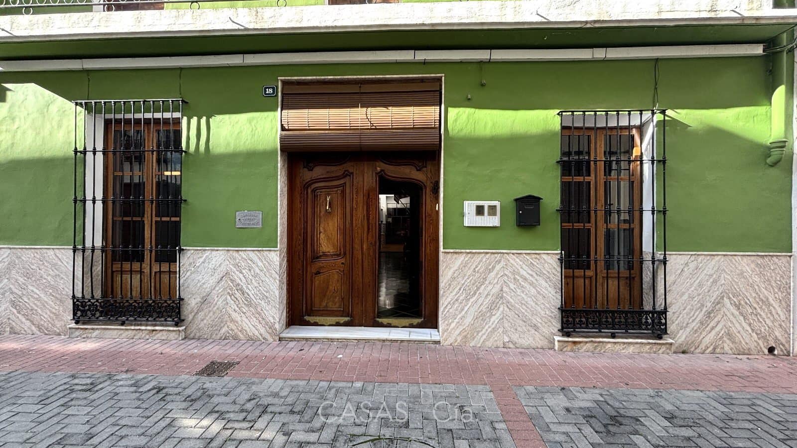 8 bedroom Townhouse for sale in Rafelcofer - € 249,950 (Ref: 9558773)