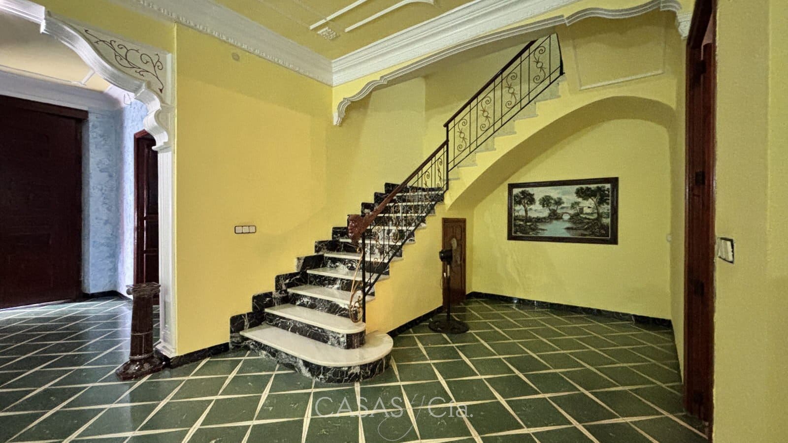 8 bedroom Townhouse for sale in Rafelcofer - € 249,950 (Ref: 9558773)