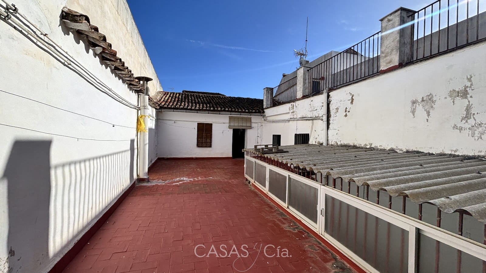 8 bedroom Townhouse for sale in Rafelcofer - € 249,950 (Ref: 9558773)