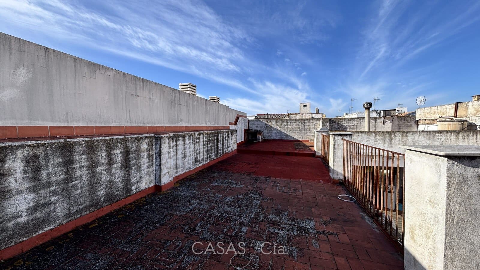 8 bedroom Townhouse for sale in Rafelcofer - € 249,950 (Ref: 9558773)