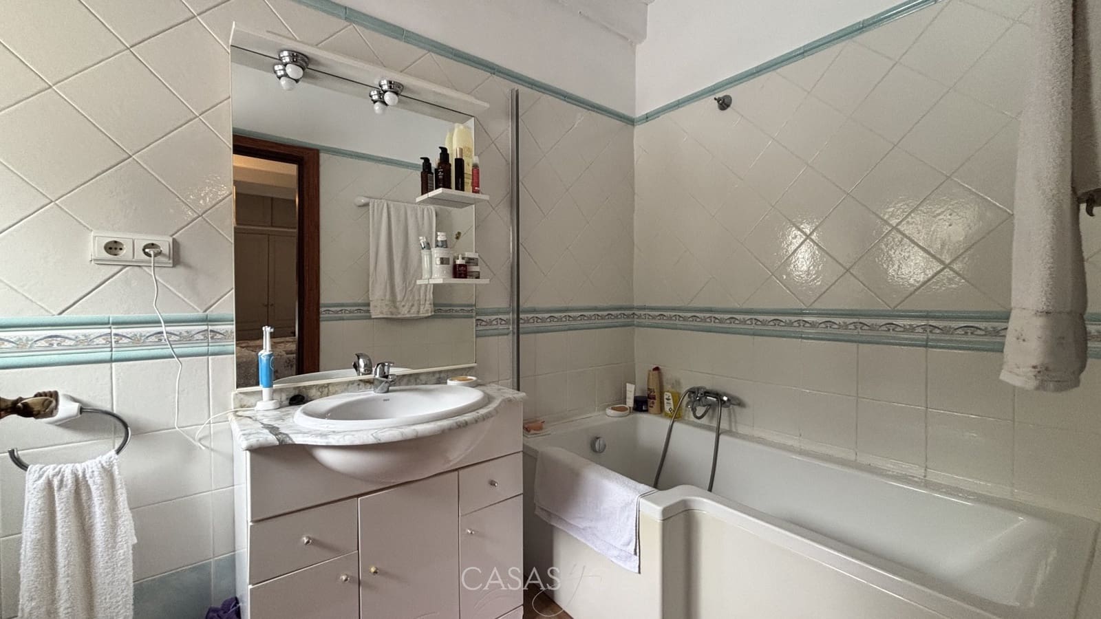 3 soveværelse Byhus til salg i Forna - € 365.000 (Ref: 9591710)