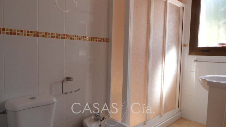 4 soveværelse Villa til salg i Oliva med swimmingpool - € 330.000 (Ref: 9628263)