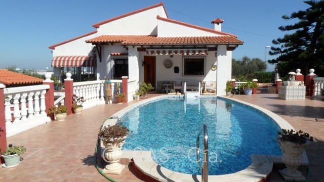 4 sovrum Villa till salu i Oliva med pool - 330 000 € (Ref: 9628263)