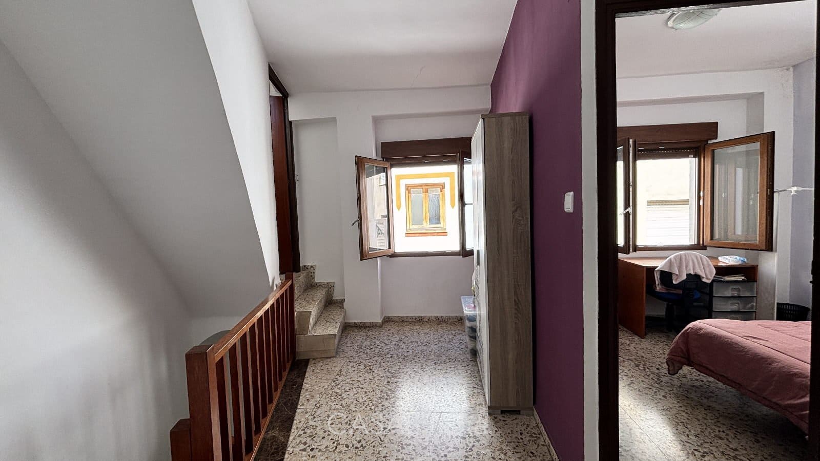 4 slaapkamer Huis te koop in Oliva met garage - € 199.000 (Ref: 9726904)