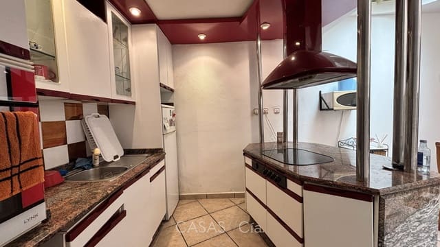 4 slaapkamer Huis te koop in Oliva met garage - € 199.000 (Ref: 9726904)