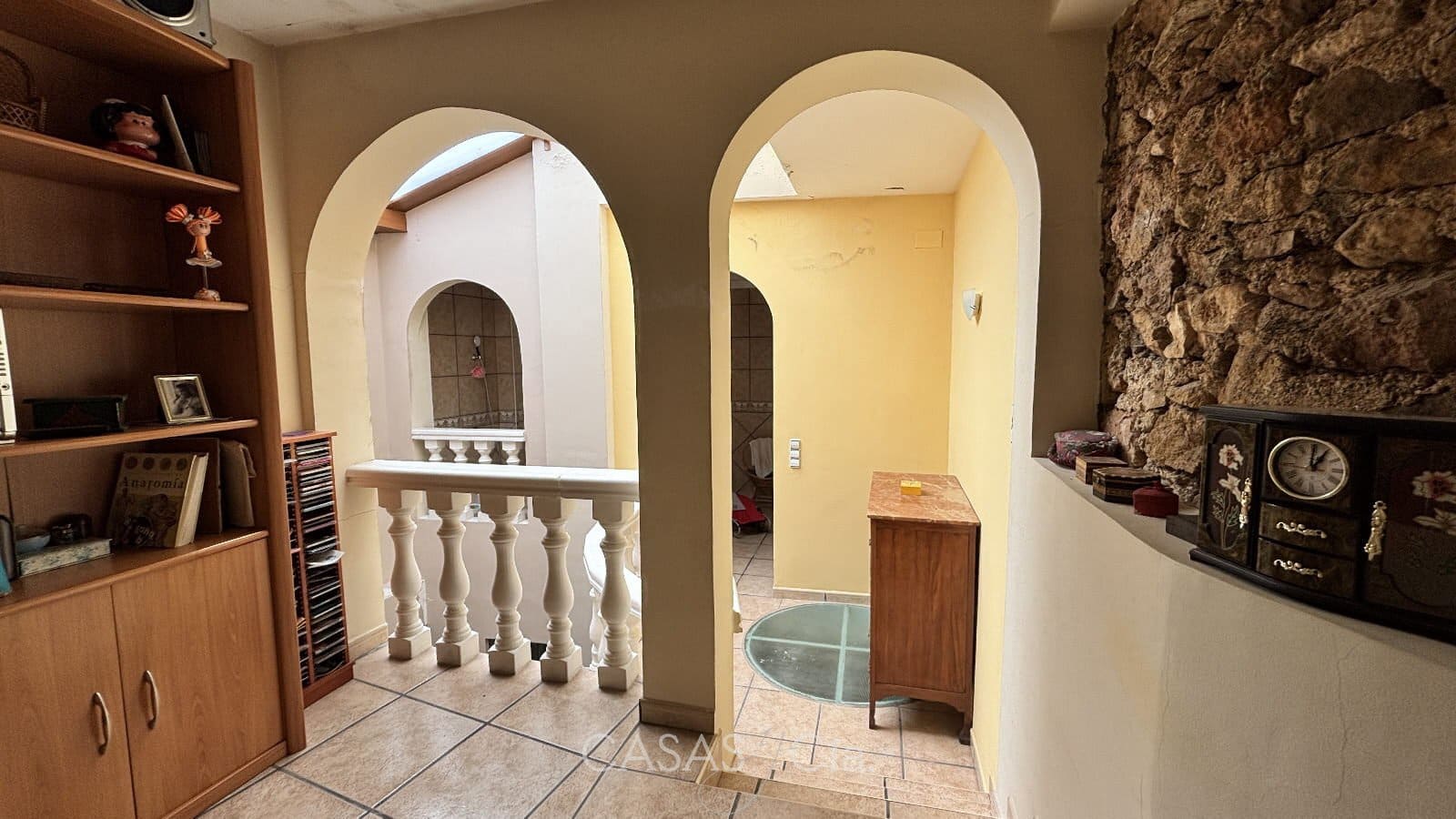 4 slaapkamer Huis te koop in Oliva met garage - € 199.000 (Ref: 9726904)