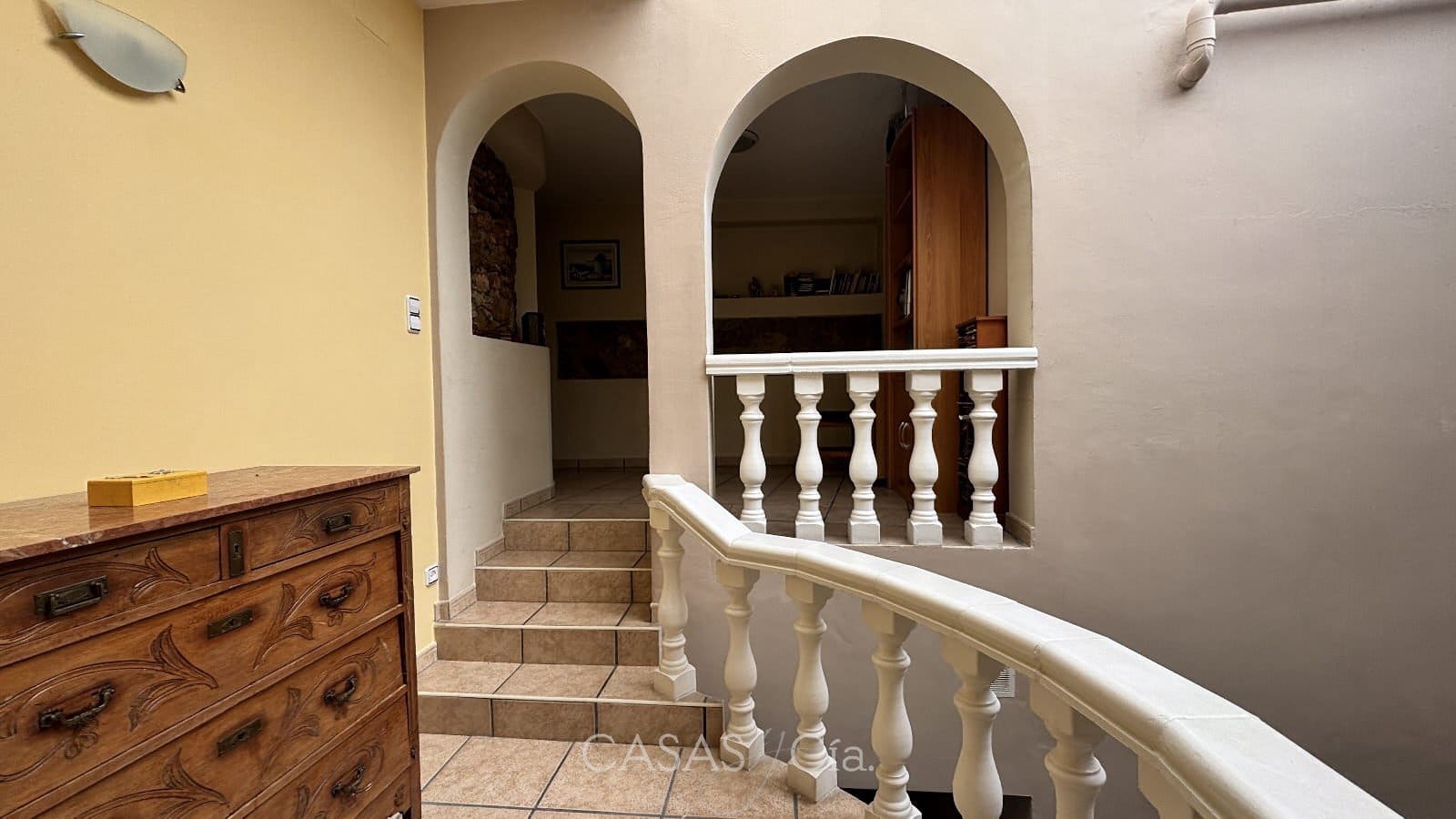 4 slaapkamer Huis te koop in Oliva met garage - € 199.000 (Ref: 9726904)