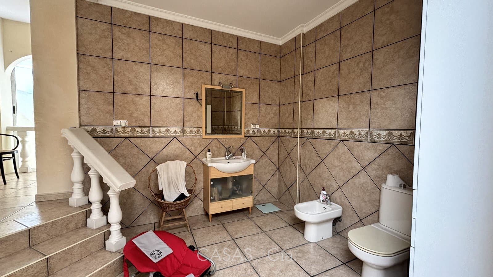 4 slaapkamer Huis te koop in Oliva met garage - € 199.000 (Ref: 9726904)