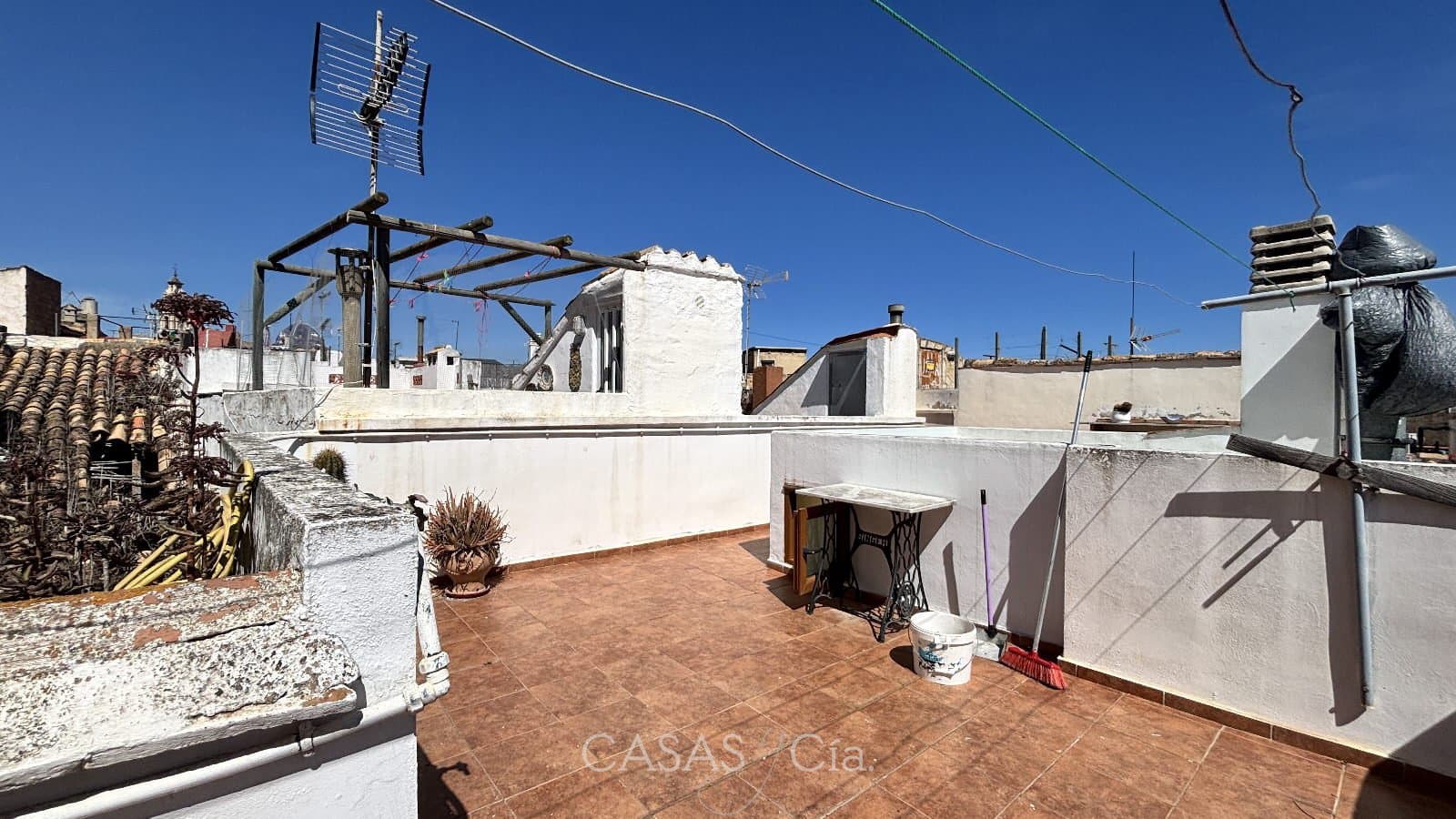 4 slaapkamer Huis te koop in Oliva met garage - € 199.000 (Ref: 9726904)