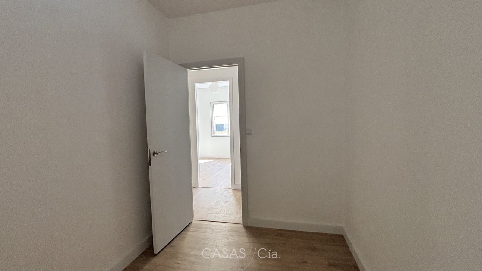 3 bedroom Apartment for sale in Oliva - € 115,000 (Ref: 9740070)