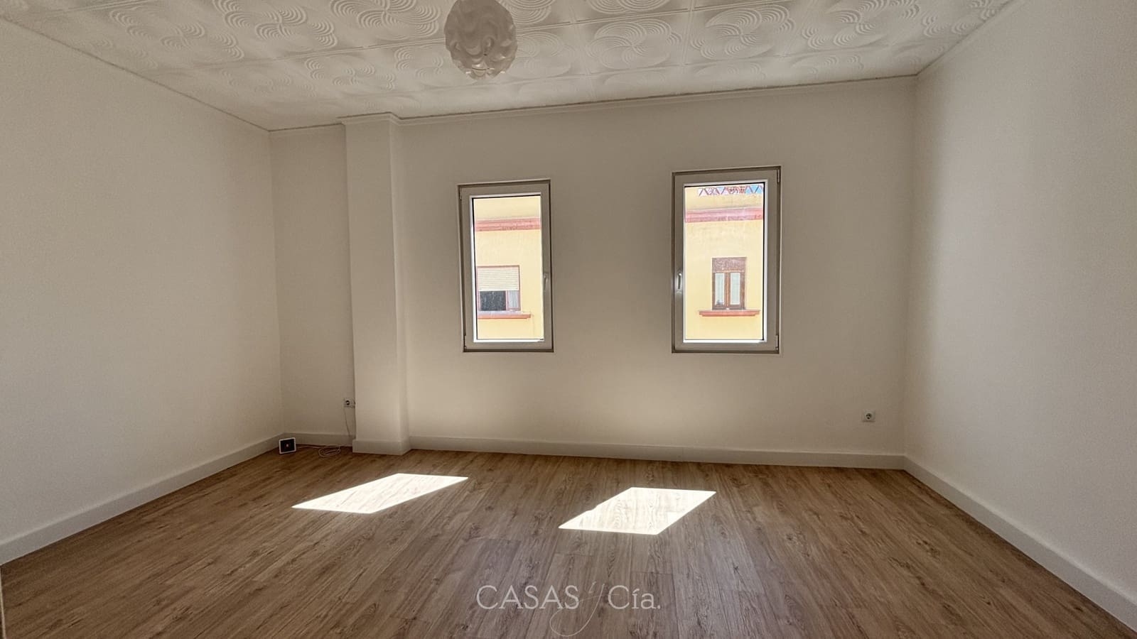 3 bedroom Apartment for sale in Oliva - € 115,000 (Ref: 9740070)