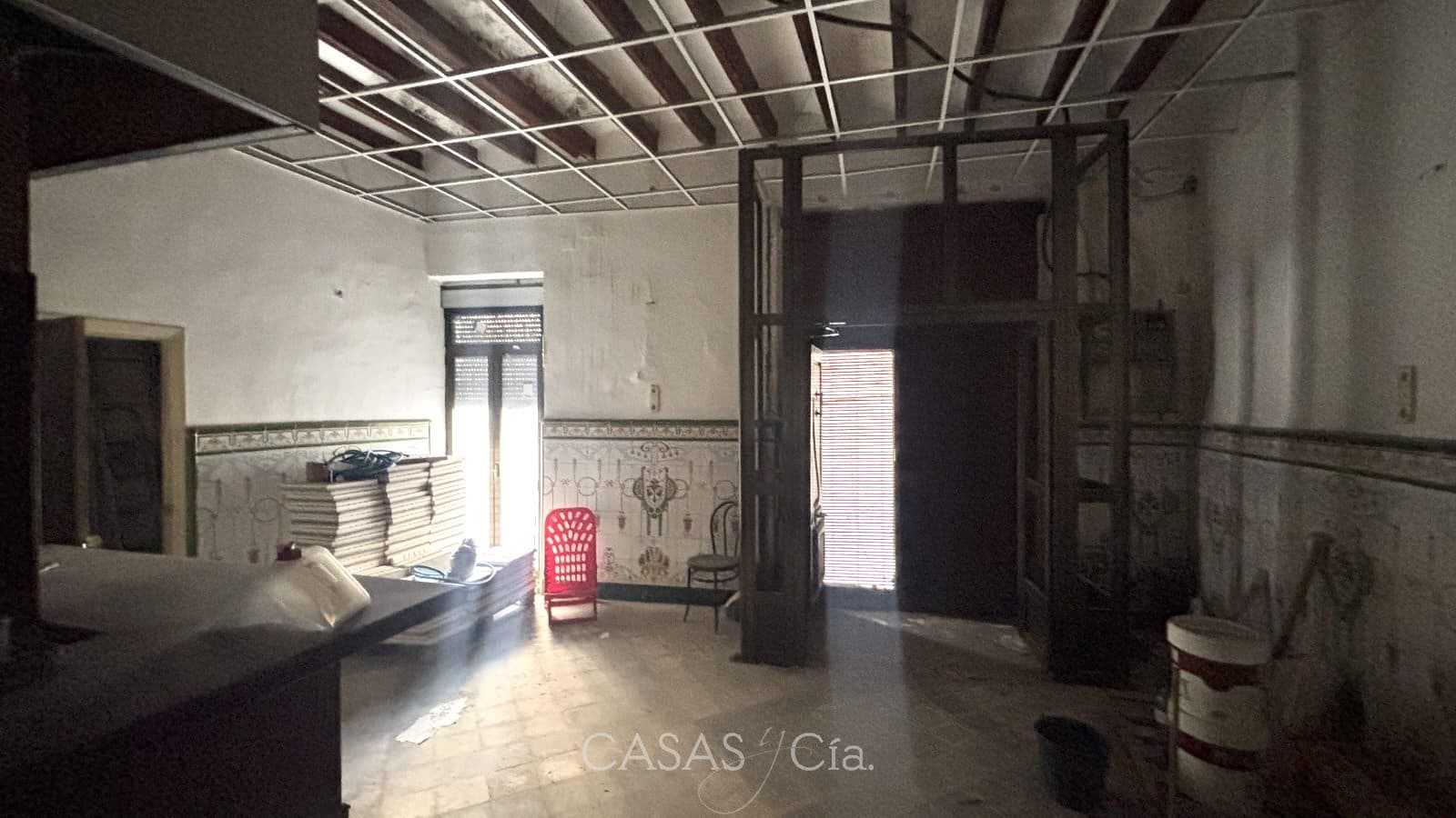 5 chambre Maison de Ville à vendre à Piles - 95 000 € (Ref: 9749275)