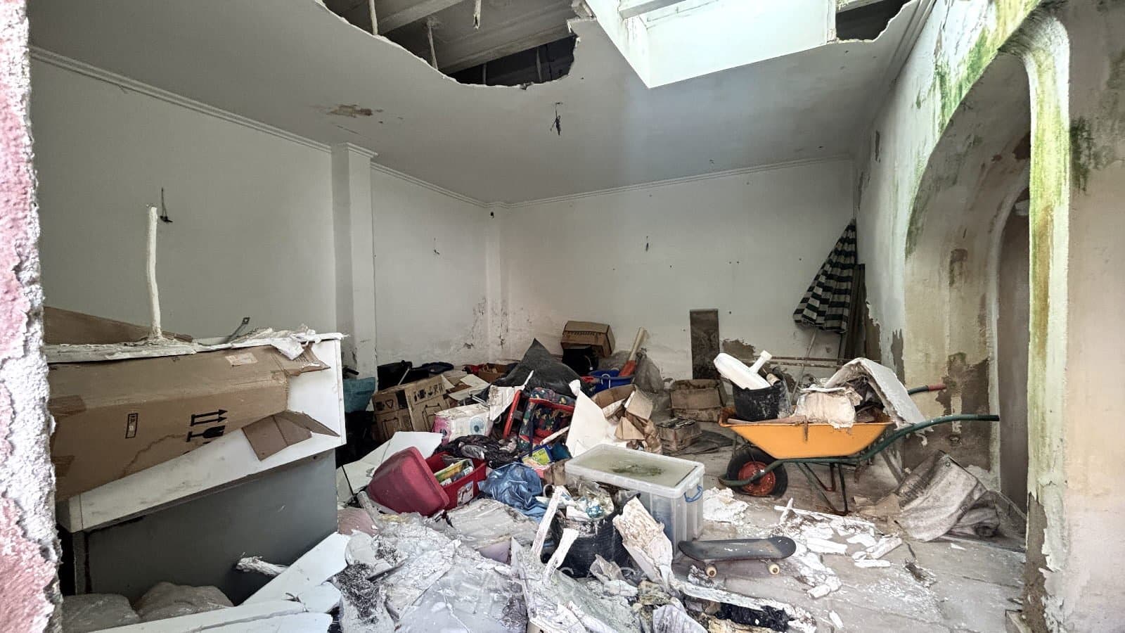 5 chambre Maison de Ville à vendre à Piles - 95 000 € (Ref: 9749275)