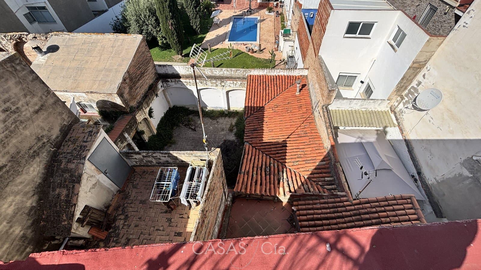 5 chambre Maison de Ville à vendre à Piles - 95 000 € (Ref: 9749275)