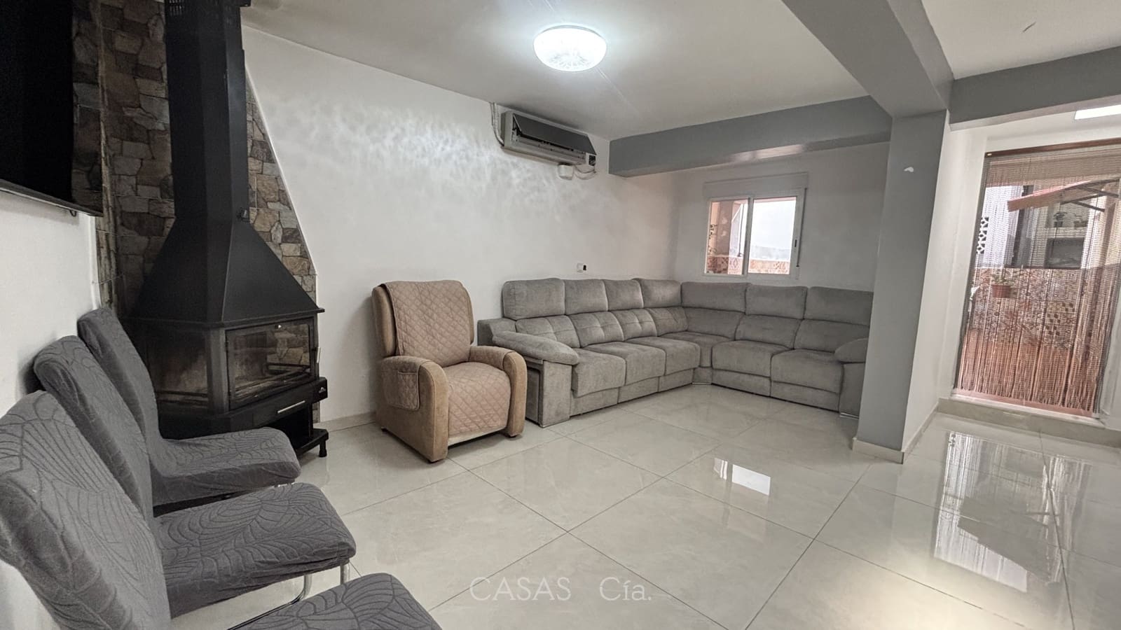3 quarto Casa em Banda para venda em Oliva com garagem - 159 950 € (Ref: 9813445)