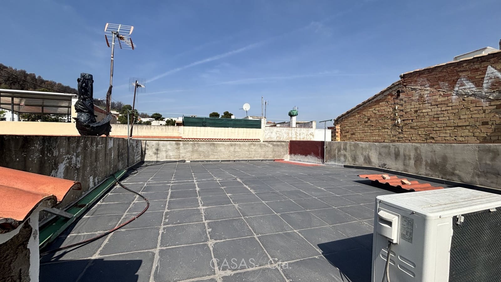 3 quarto Casa em Banda para venda em Oliva com garagem - 159 950 € (Ref: 9813445)