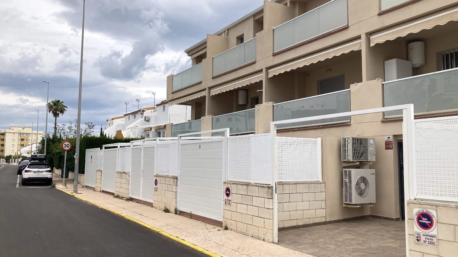 3 bedroom Apartment for sale in Oliva with pool garage - € 345,000 (Ref: 9839814)