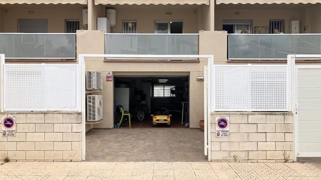 3 soverom Leilighet til salgs i Oliva med svømmebasseng garasje - € 345 000 (Ref: 9839814)