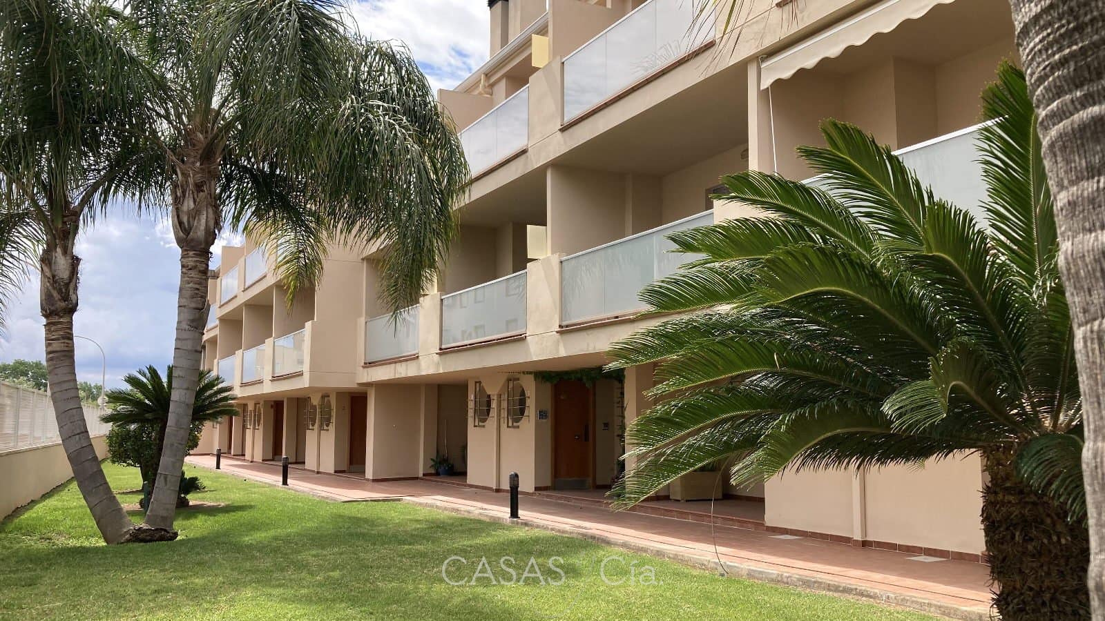 3 bedroom Apartment for sale in Oliva with pool garage - € 345,000 (Ref: 9839814)