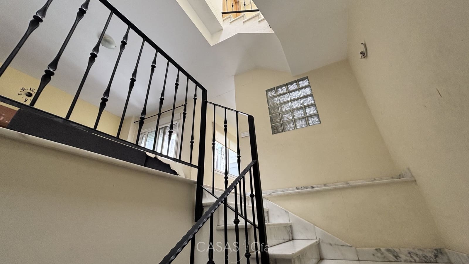 4 slaapkamer Huis te koop in Oliva met garage - € 229.000 (Ref: 9885209)