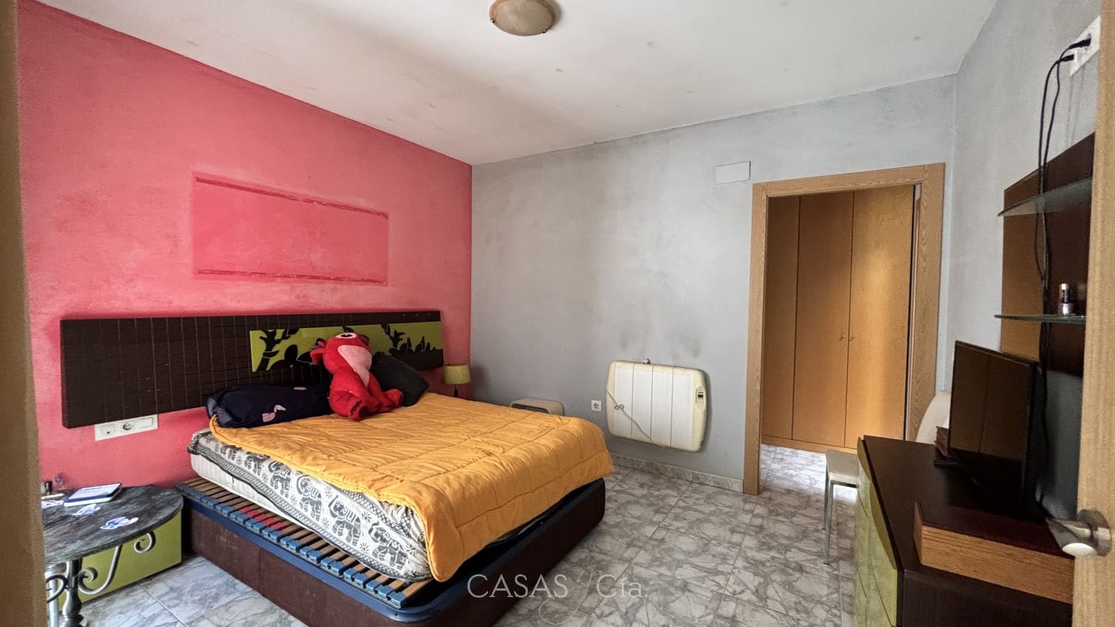 4 slaapkamer Huis te koop in Oliva met garage - € 229.000 (Ref: 9885209)