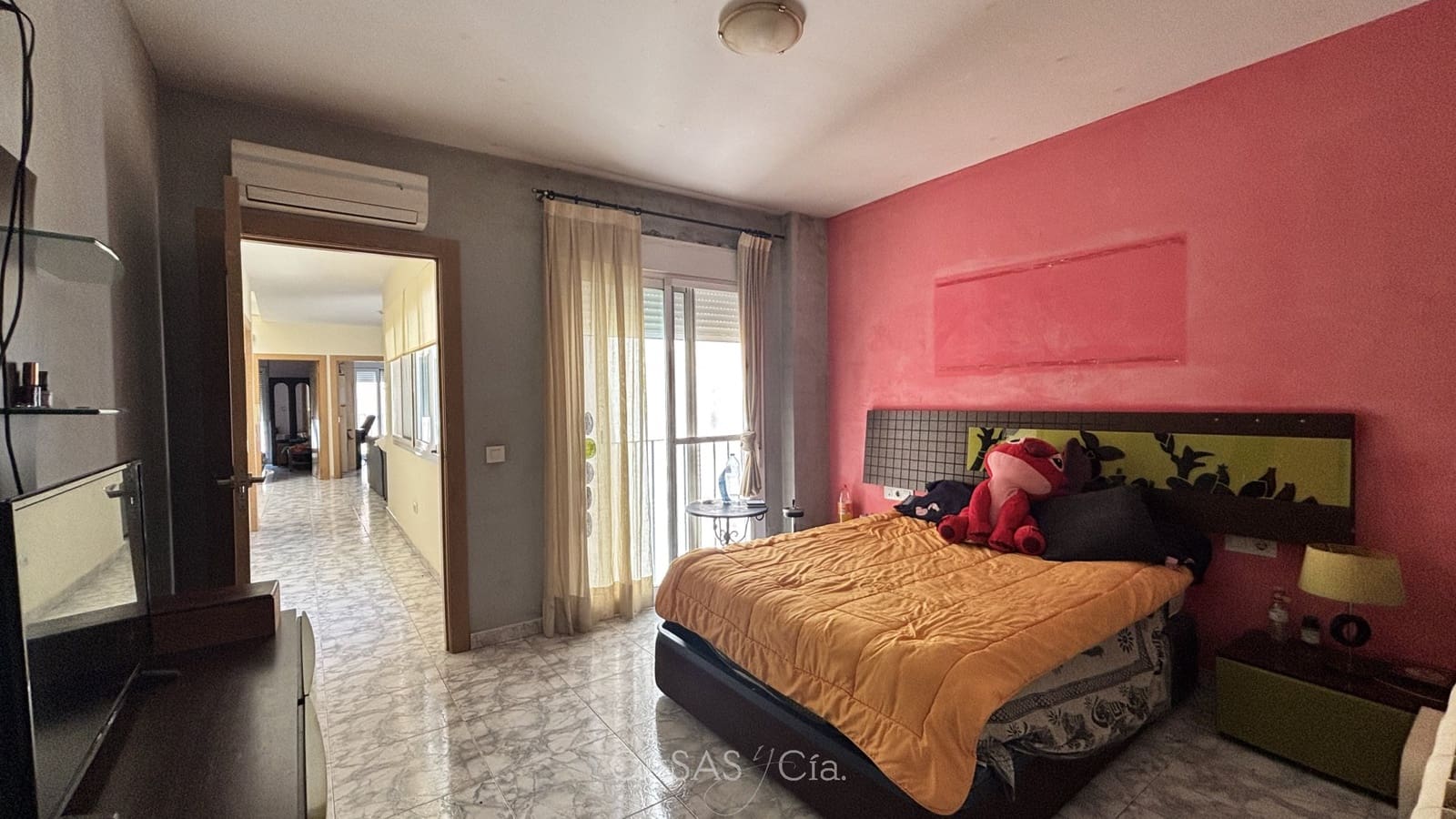 4 slaapkamer Huis te koop in Oliva met garage - € 229.000 (Ref: 9885209)