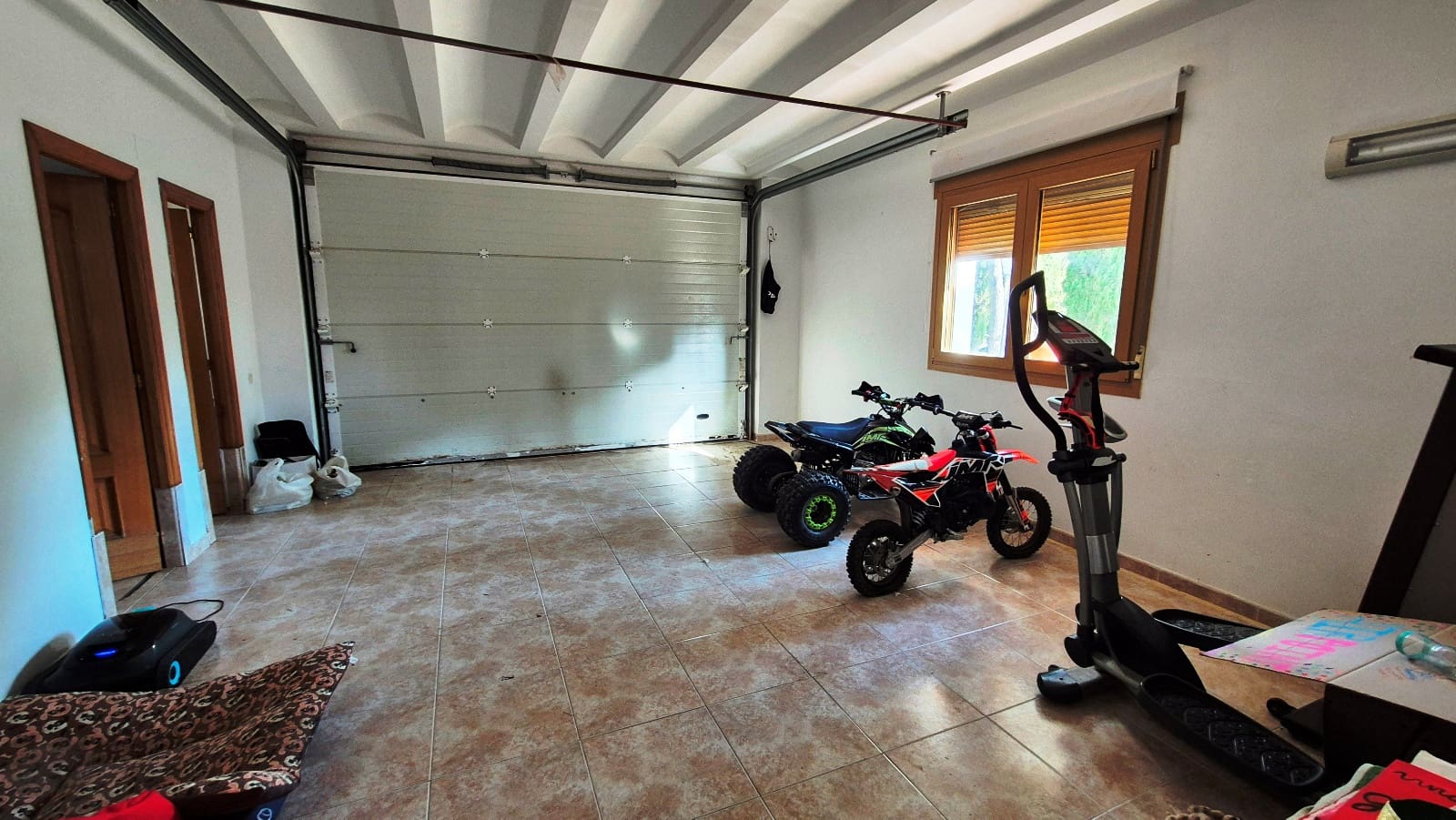 4 bedroom Villa for sale in Ontinyent with pool garage - € 620,000 (Ref: 10007499)