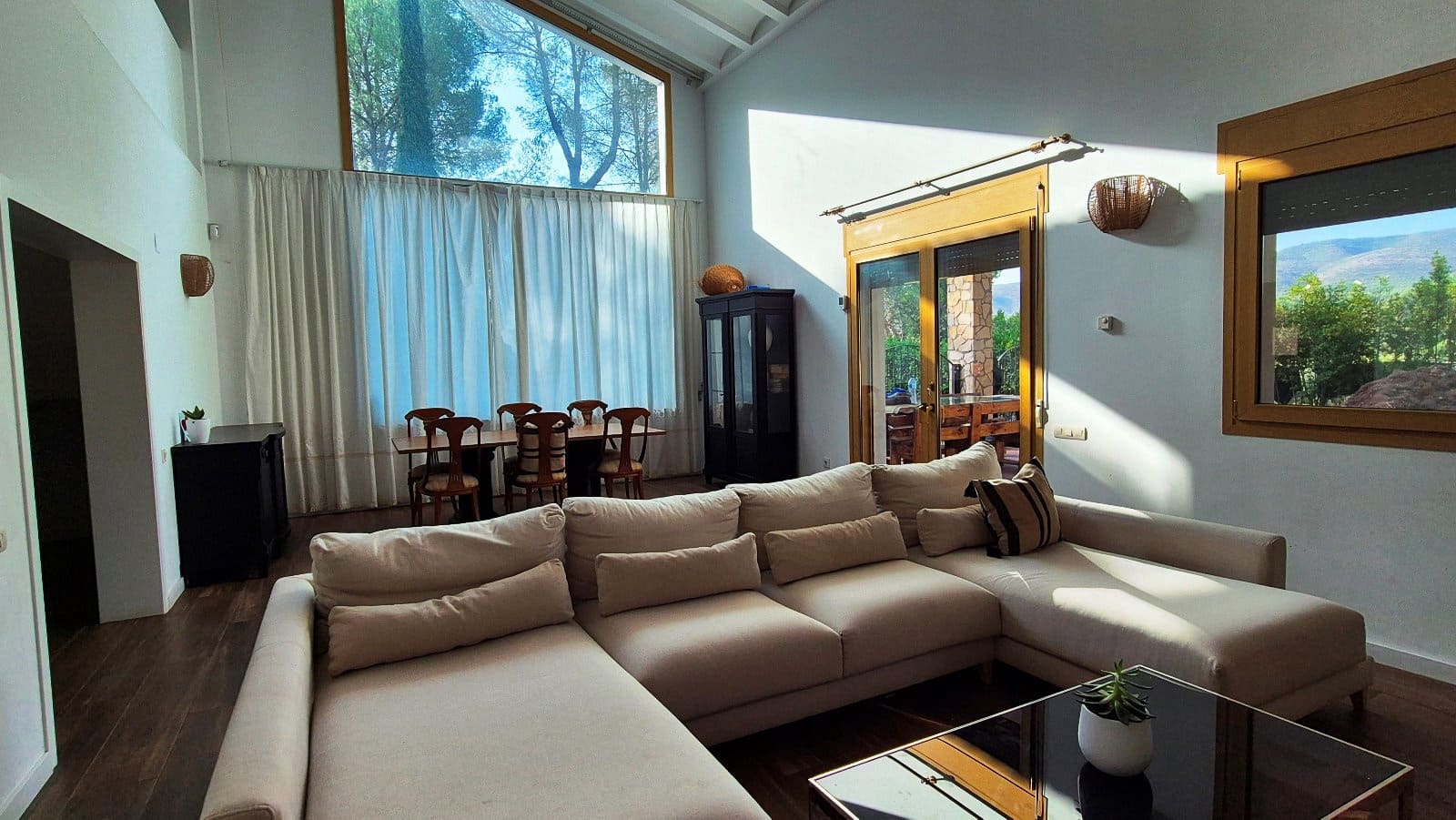 4 bedroom Villa for sale in Ontinyent with pool garage - € 620,000 (Ref: 10007499)