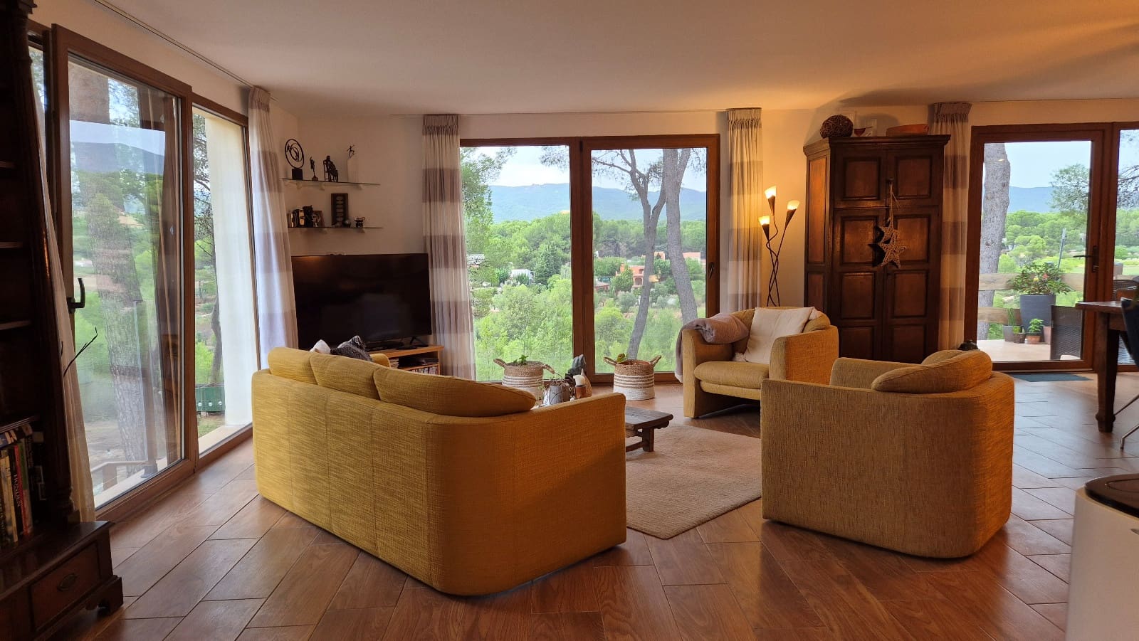 6 Zimmer Villa zu verkaufen in Ontinyent mit Pool Garage - 598.000 € (Ref: 10038563)
