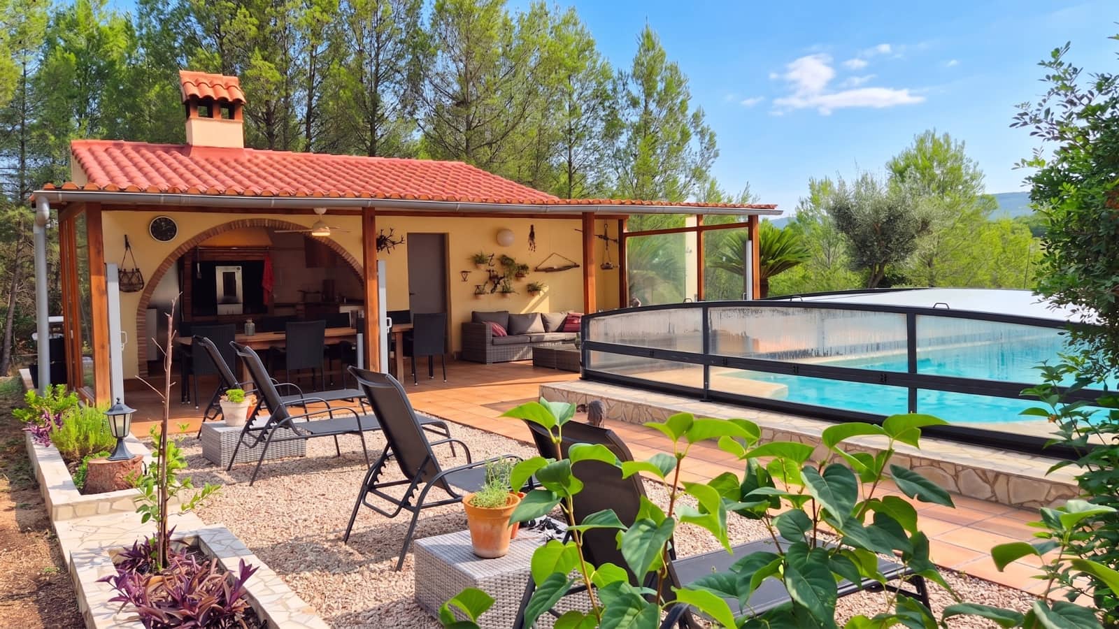 6 Zimmer Villa zu verkaufen in Ontinyent mit Pool Garage - 598.000 € (Ref: 10038563)