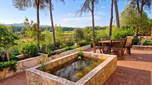 6 Zimmer Villa zu verkaufen in Ontinyent mit Pool Garage - 598.000 € (Ref: 10038563)