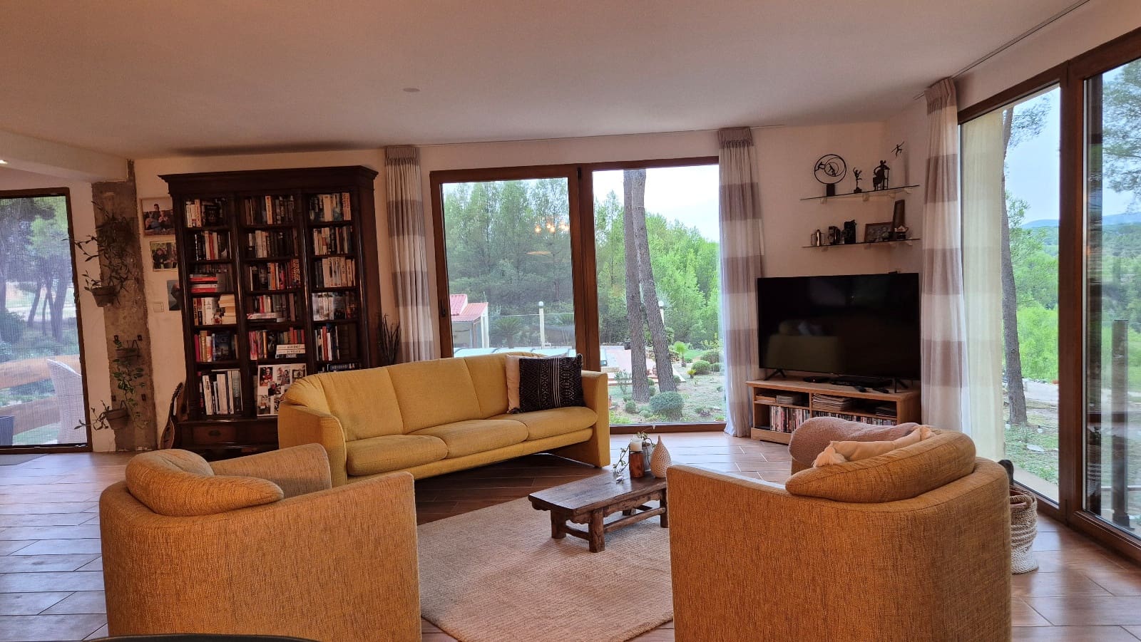6 Zimmer Villa zu verkaufen in Ontinyent mit Pool Garage - 598.000 € (Ref: 10038563)