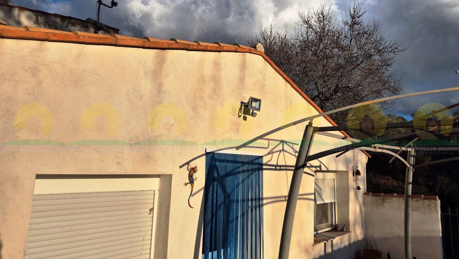 3 bedroom Villa for sale in Ontinyent with pool garage - € 165,000 (Ref: 10041817)
