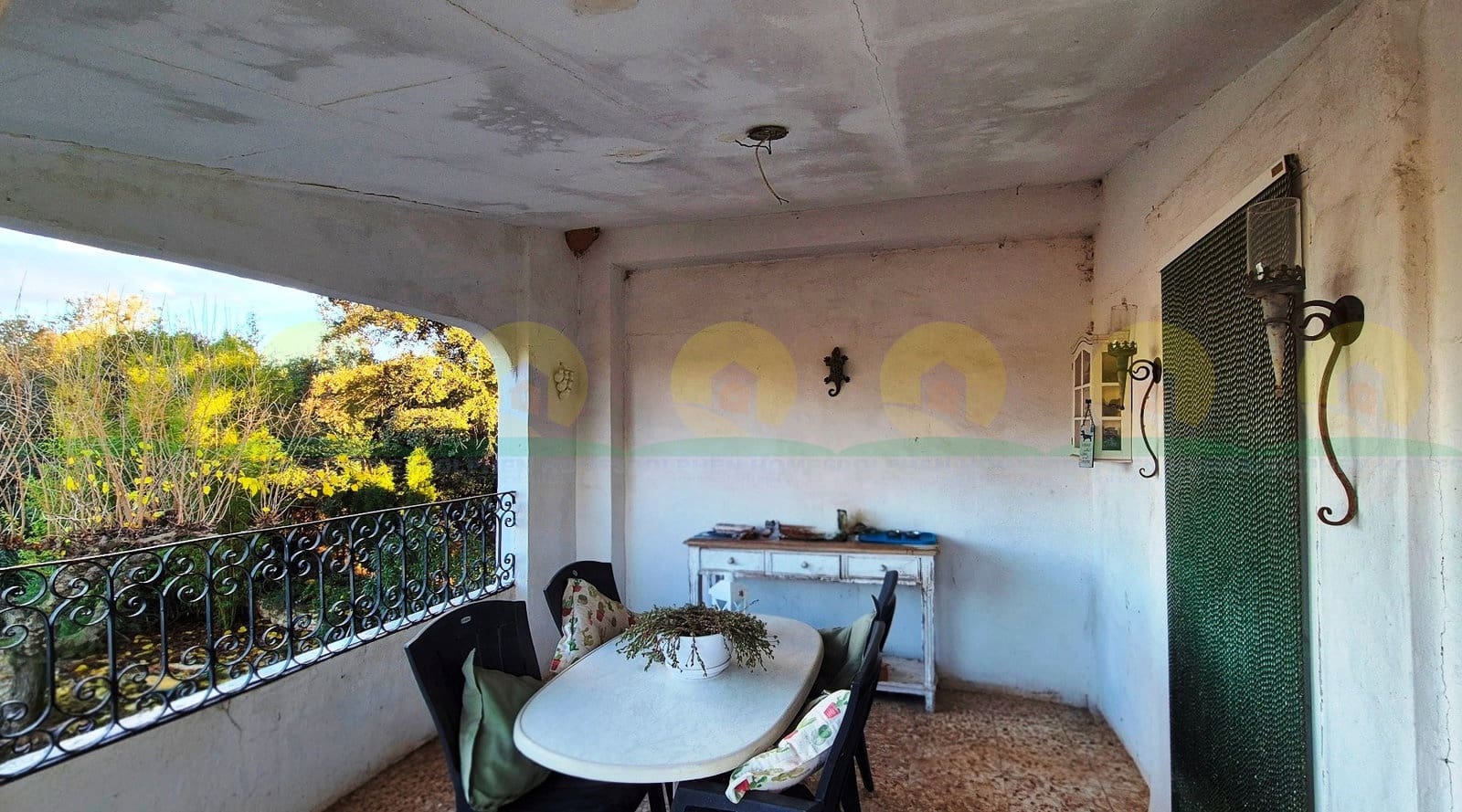 3 bedroom Villa for sale in Ontinyent with pool garage - € 165,000 (Ref: 10041817)