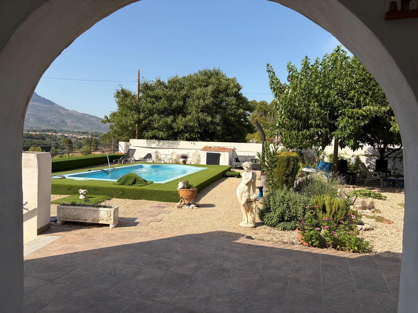 4 slaapkamer Villa te koop in Muro de Alcoy met zwembad garage - € 210.000 (Ref: 10042337)